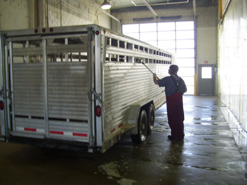 Cleaning Aluminum Horse Trailer